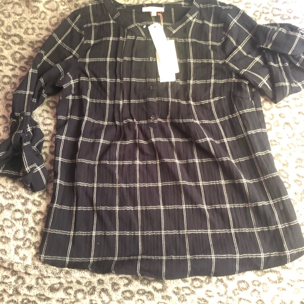 Black tunic top with plaid detail